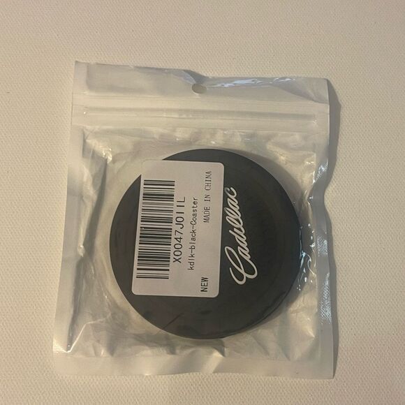 Cadillac Car Cup Coasters in Black with logo set of 2 NWT - Picture 4 of 5